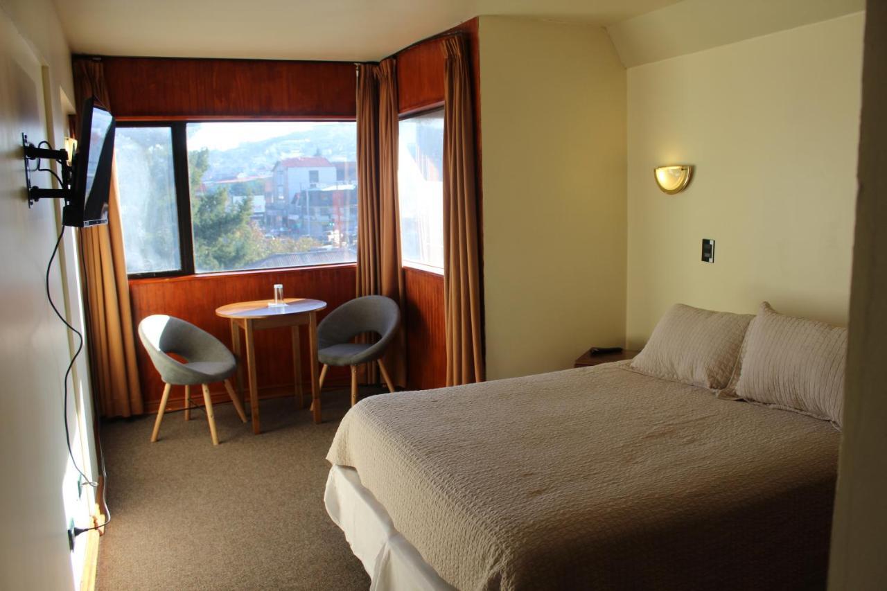 Hotel Antupiren 푸에르토몬트 외부 사진
