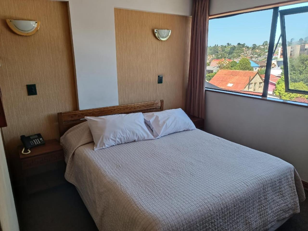 Hotel Antupiren 푸에르토몬트 외부 사진