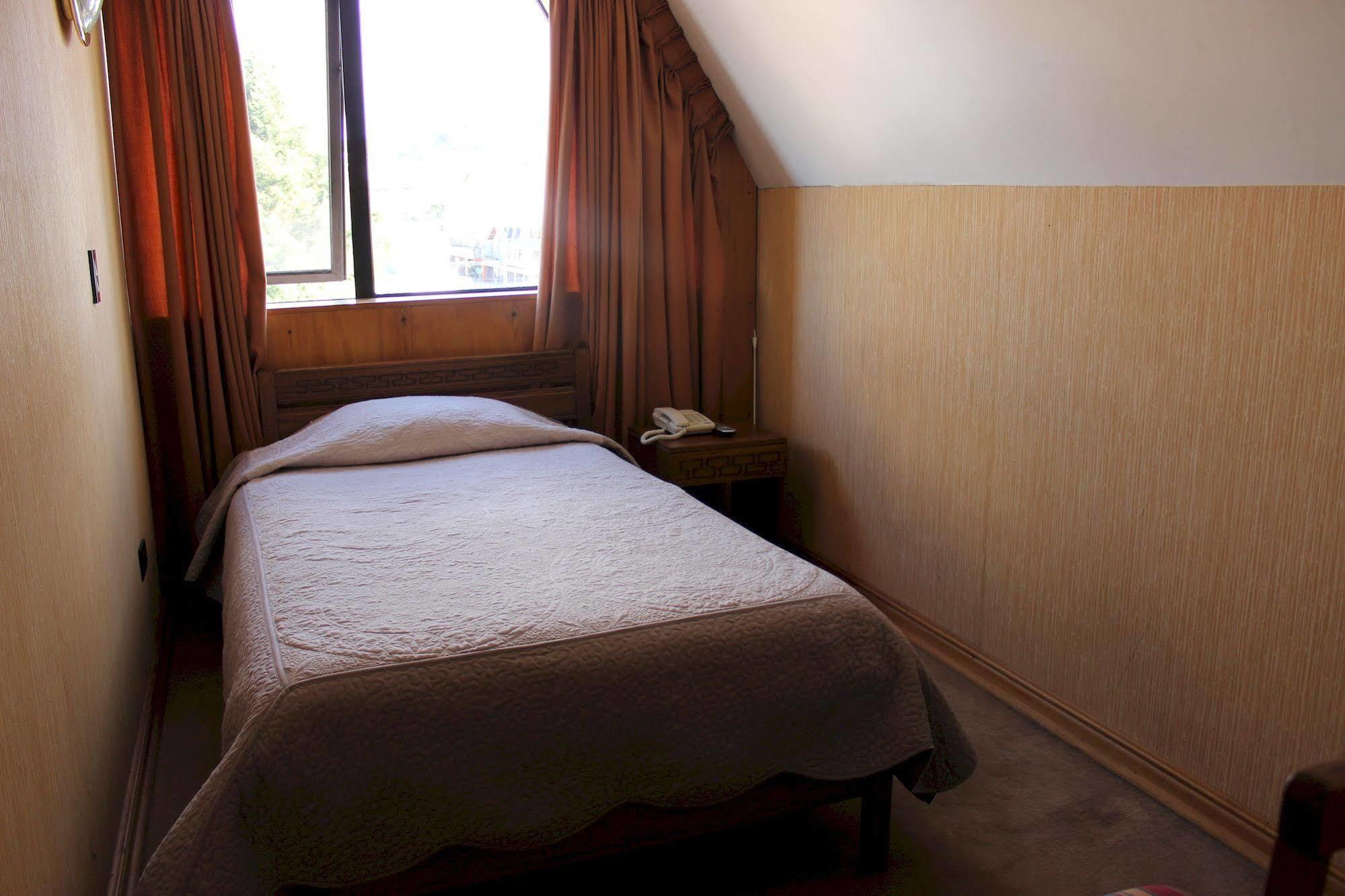 Hotel Antupiren 푸에르토몬트 외부 사진