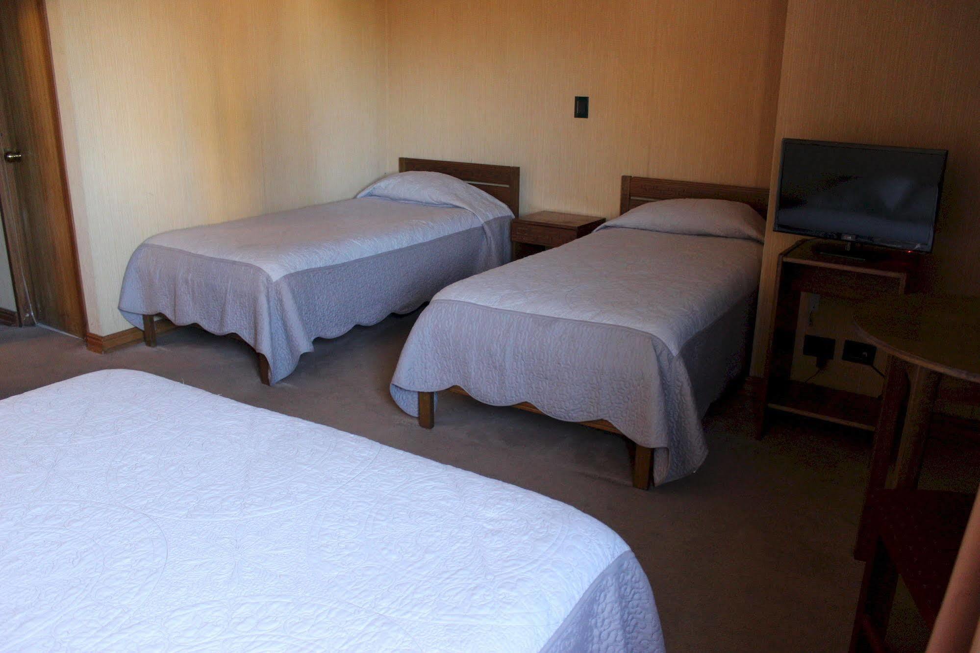 Hotel Antupiren 푸에르토몬트 외부 사진