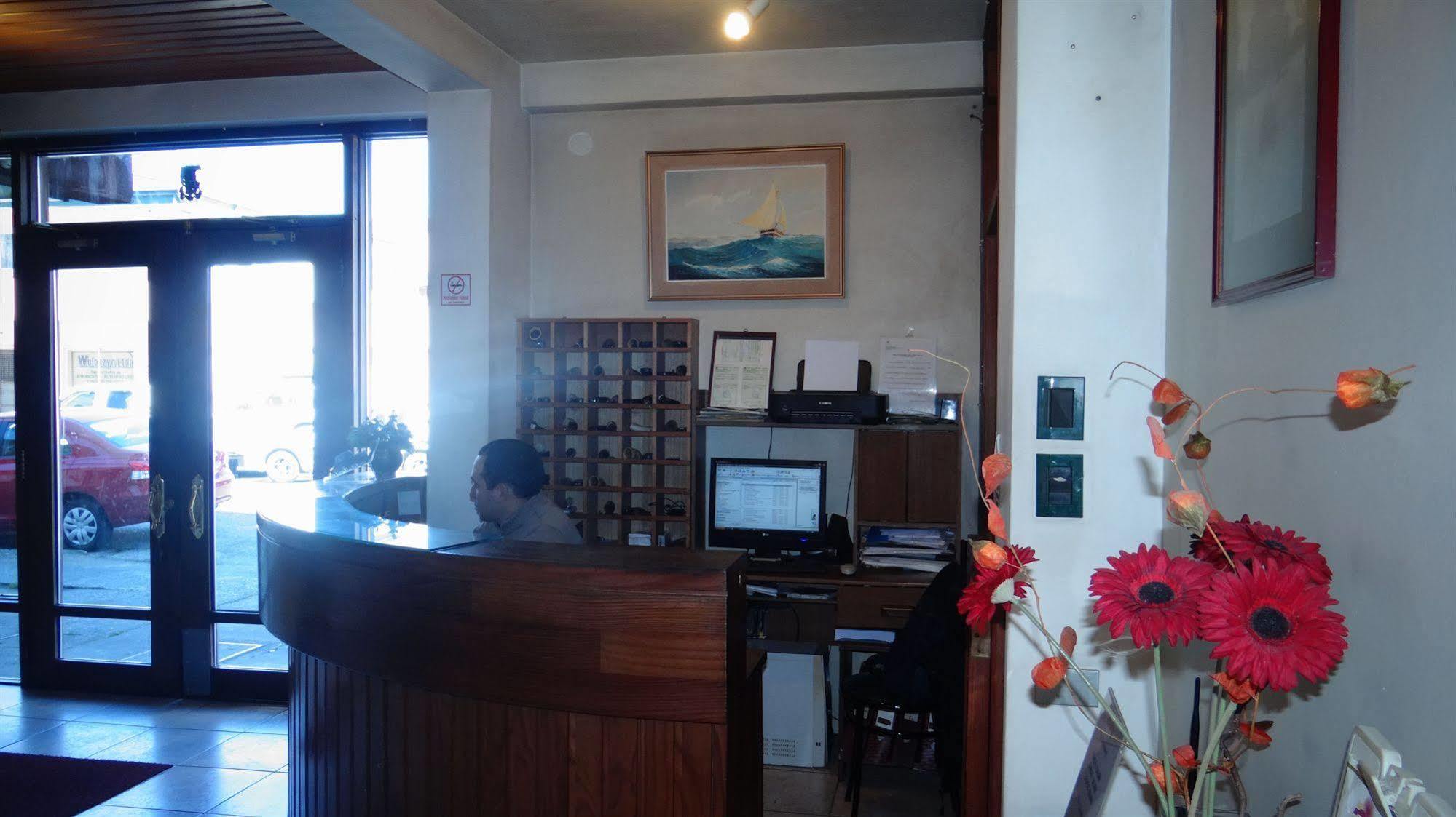 Hotel Antupiren 푸에르토몬트 외부 사진