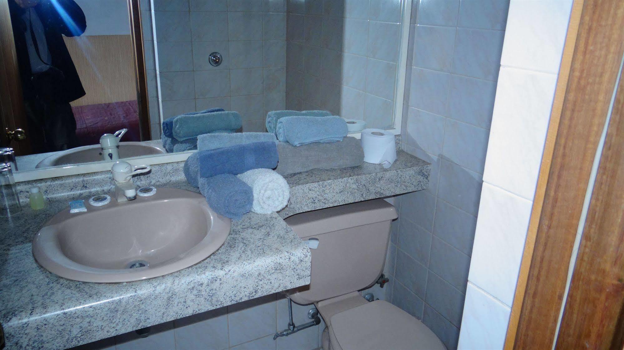 Hotel Antupiren 푸에르토몬트 외부 사진
